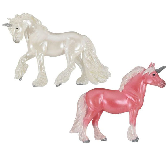 Breyer Stablemates Unicorn Magic Land Rover and Tag-A-Long Trailer