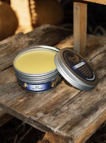 The Honey Trap Bit Butter – Summit Grains and Saddlery